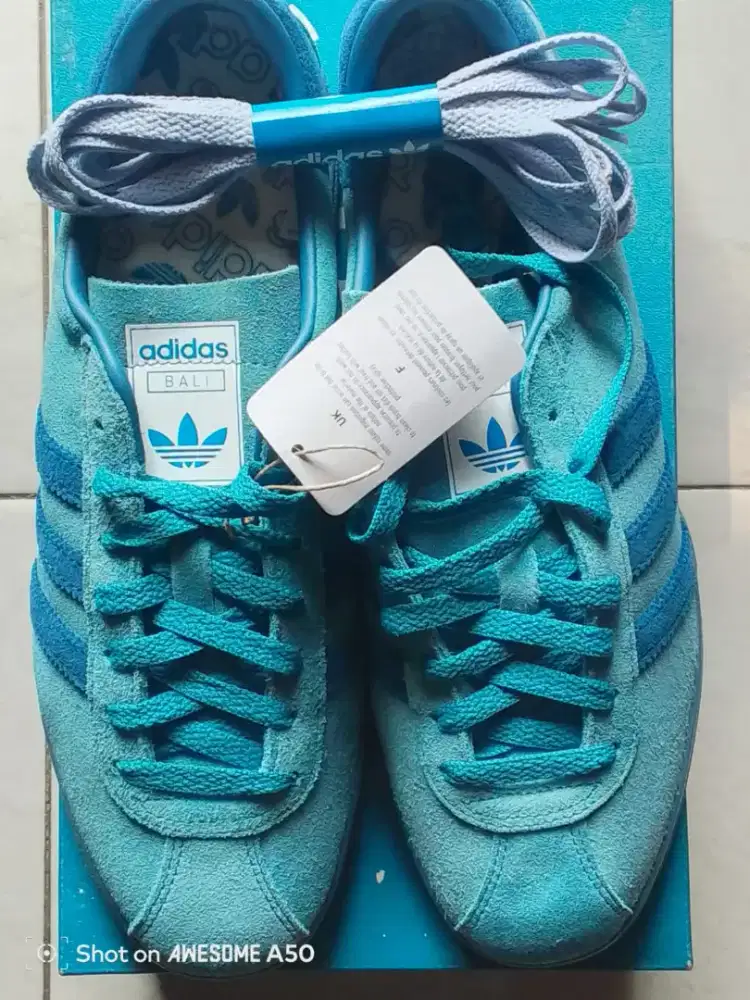 Sepatu Adidas Bali Island