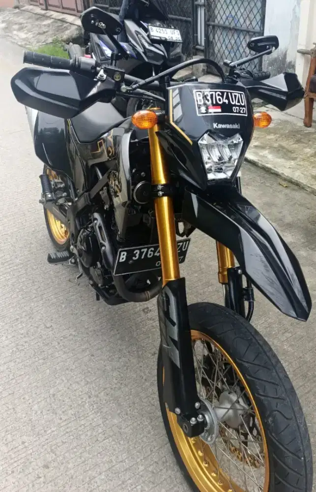 Kawasaki Klx new 230 SE SM