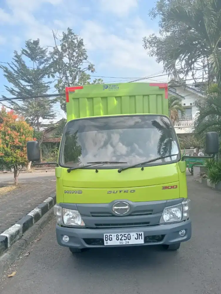 HINO DUTRO 115 SD 2023 CARGO LOS B