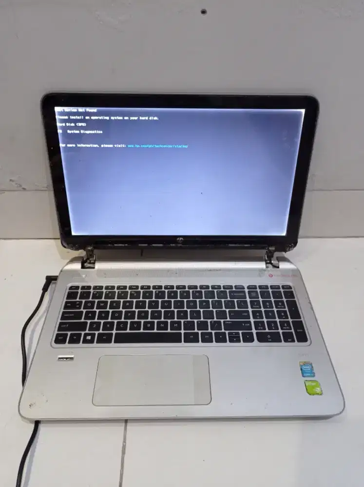 Dijual Laptop HP Core i7 gen 4 Ram 2 GB Nvidia