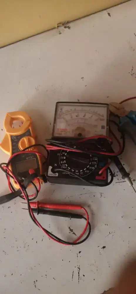 Pemasangan plapon dan instalasi listrik
