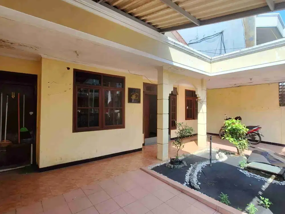 Disewakan Rumah deltasari