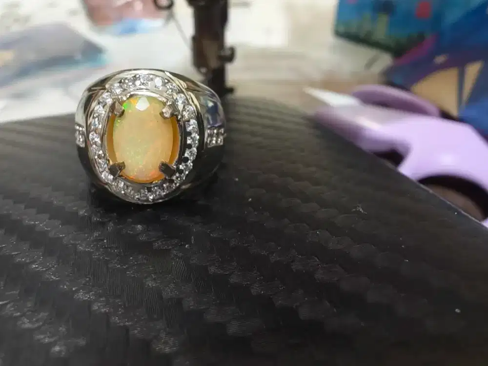 Batu natural fire Opal