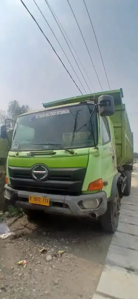 Hino Ranger FM 260 JD (6x4) dumptruk 10 Roda