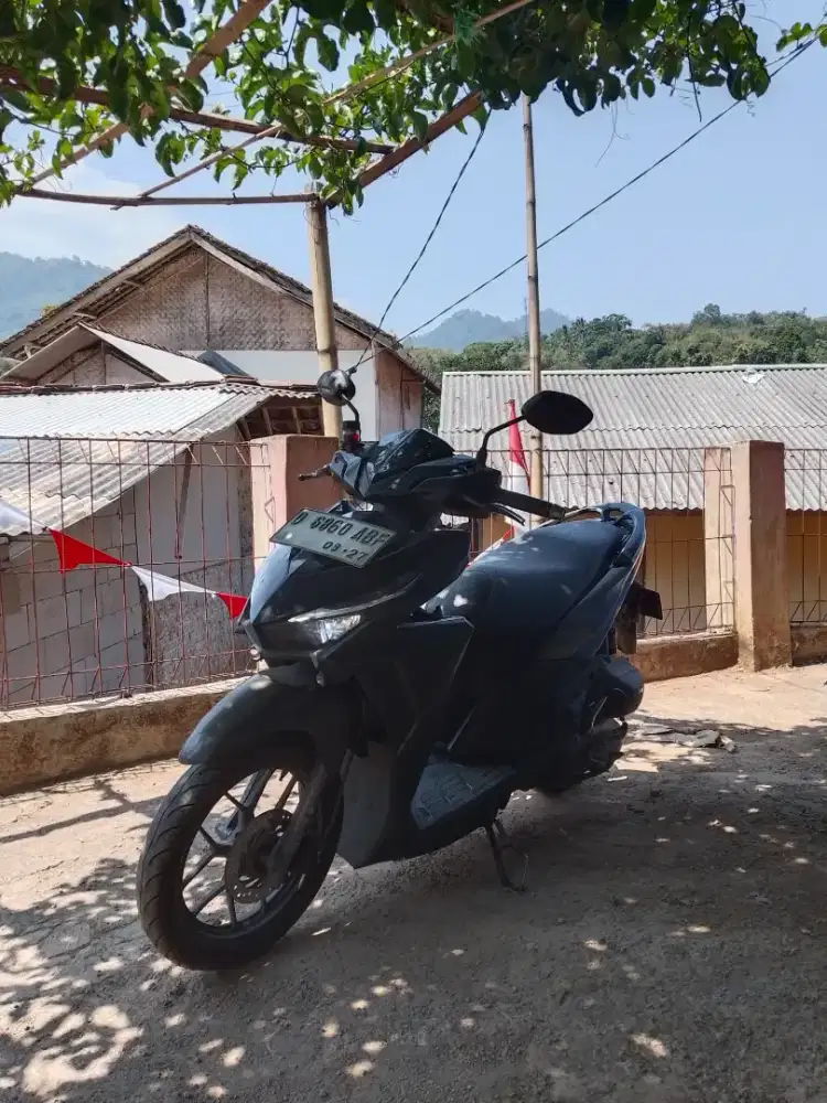 Vario 125 led old
