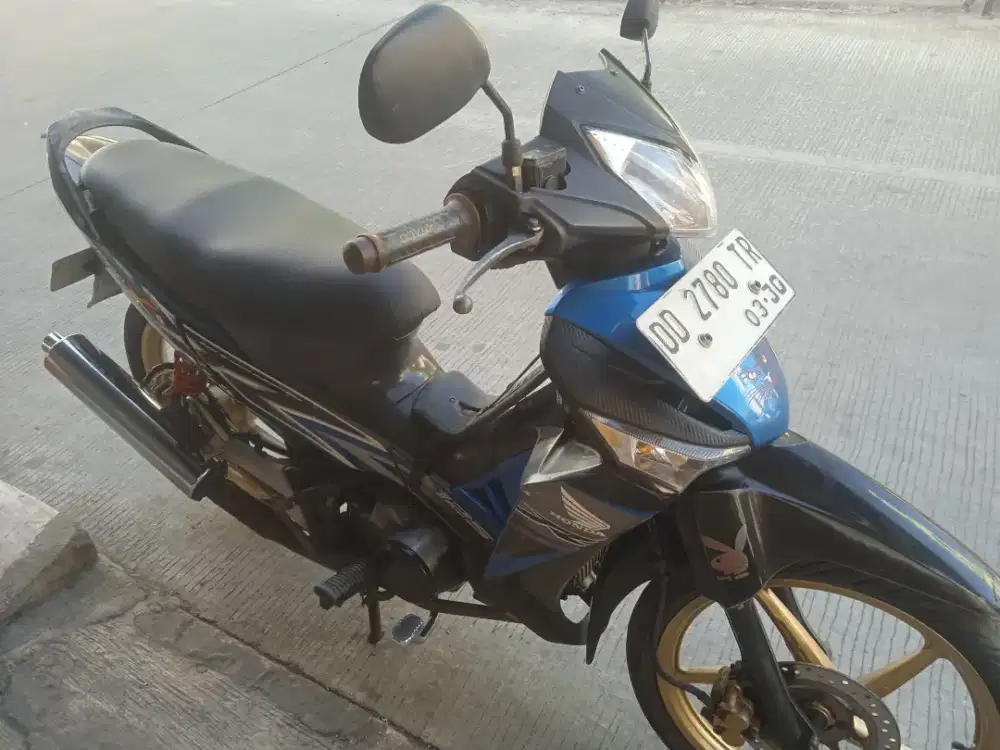 Honda supra x tahun 2012 karbu lengkap surat