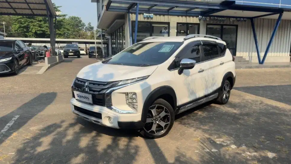 Mitsubishi Xpander 1.5 Cross Bensin-AT 2019