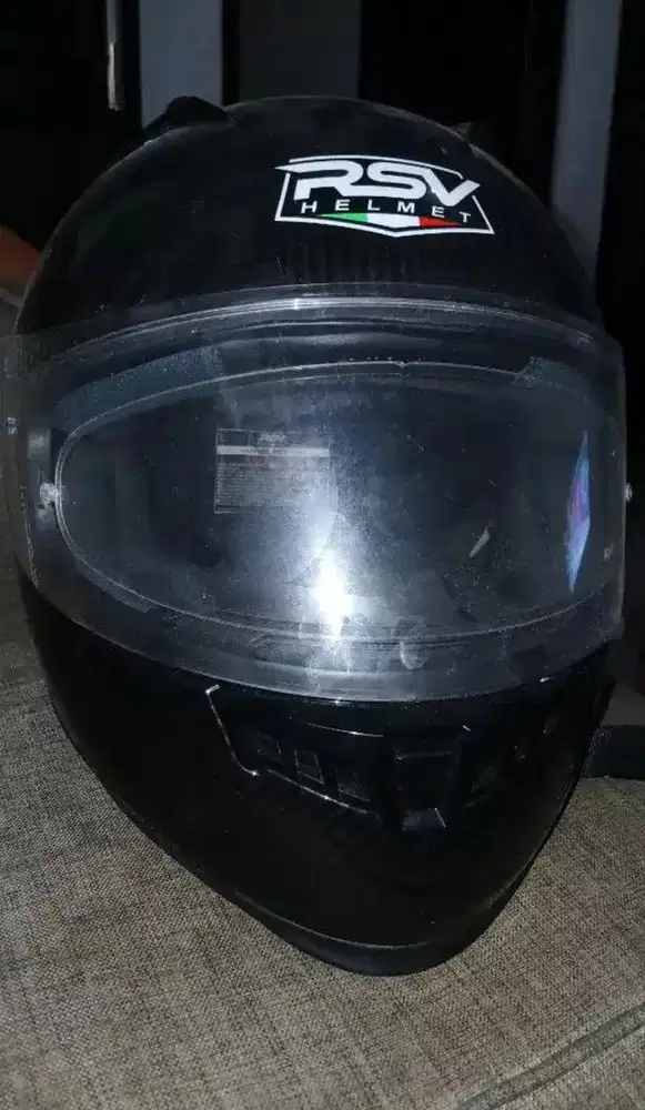 RSV HELMET HITAM