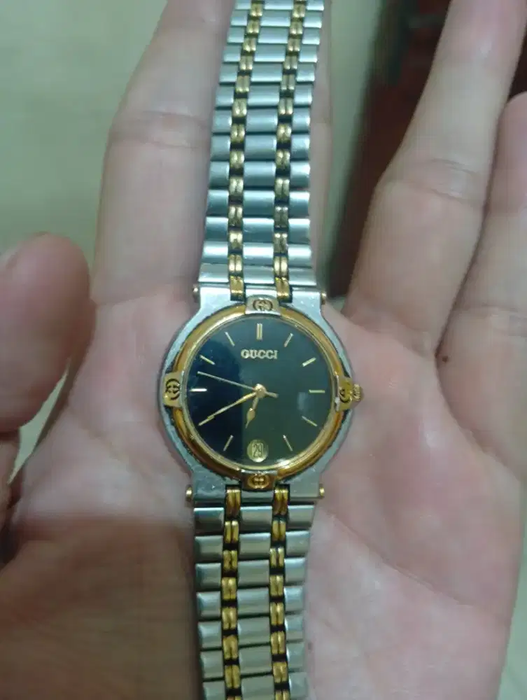 Jual jam tangan GUCCI M9000 vintage 90's