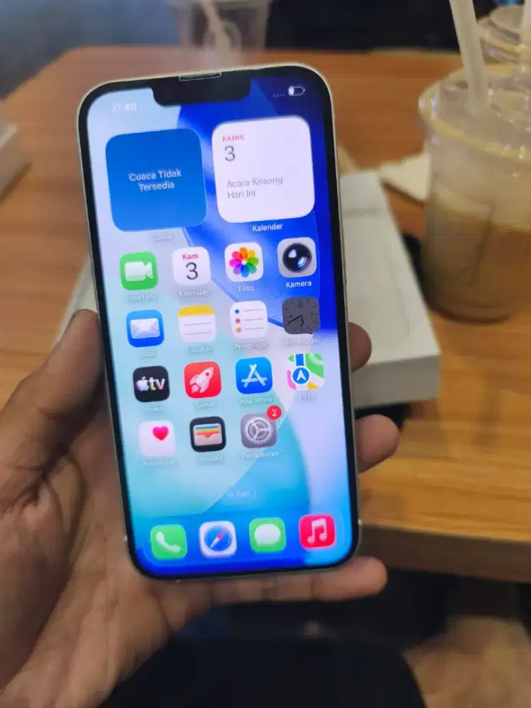 iPhone 13 inter