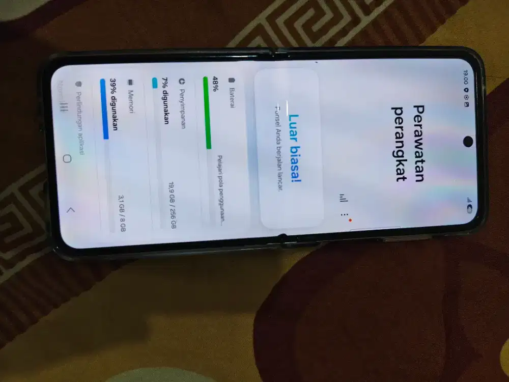 Samsung Z Flip 5 8/256 minus