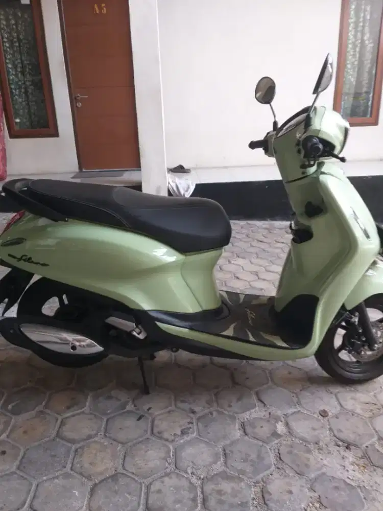 Yamaha grand filano 2025 like new