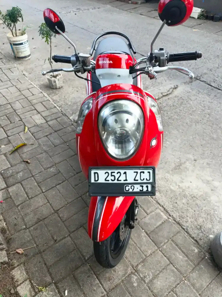 Scoopy FI 2016 Lengkap Isi