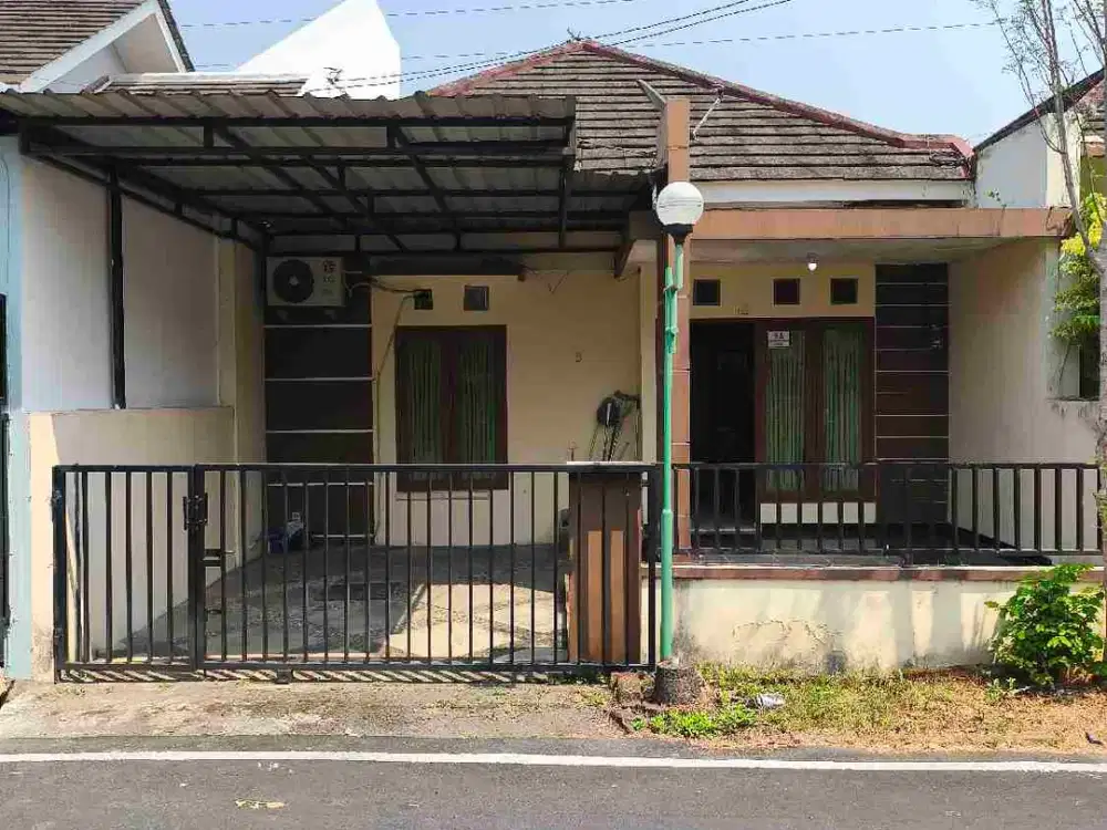 siap huni, rumah 1 lantai manyaran, lokasi strategis, bebas banjir