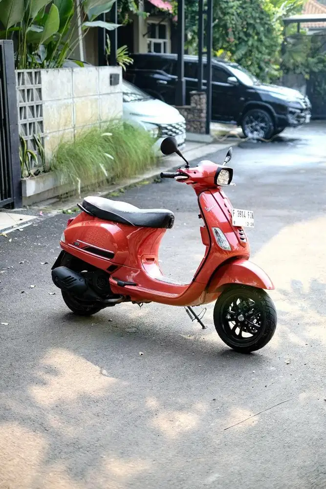 Vespa S 125 iGet LED Rare Colour
