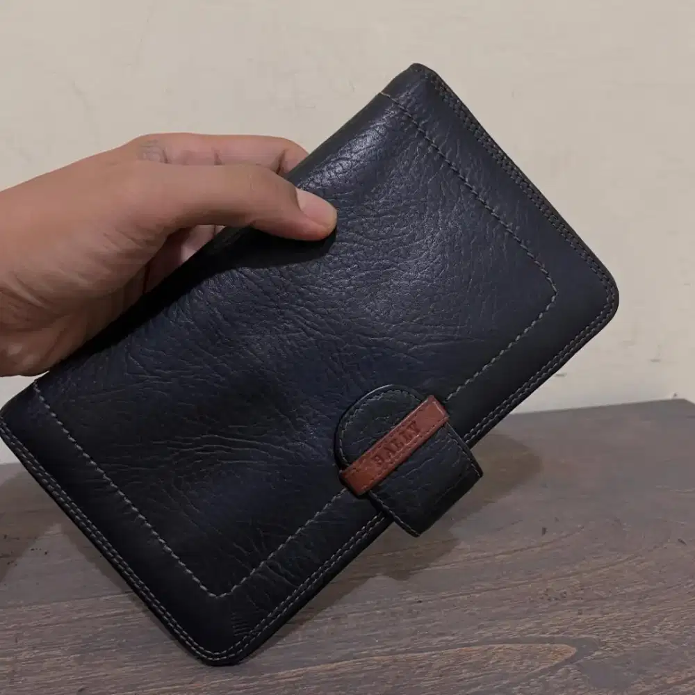 Dompet Bally second