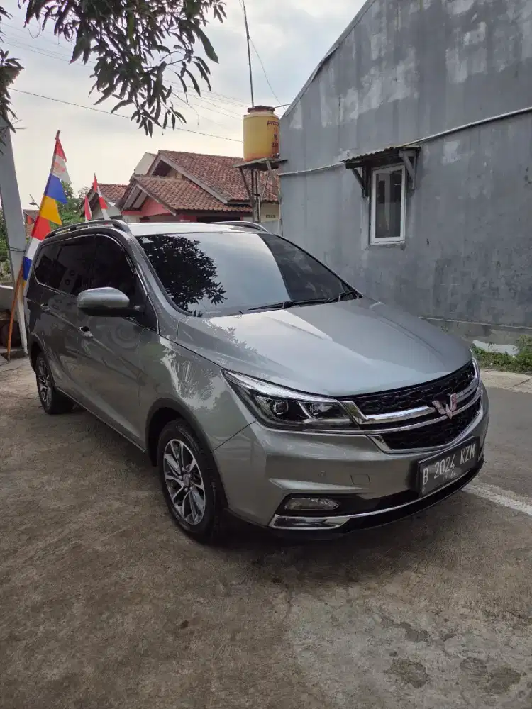 Wuling Cortez 1.5 L Lux Turbo Sunroof istimewa