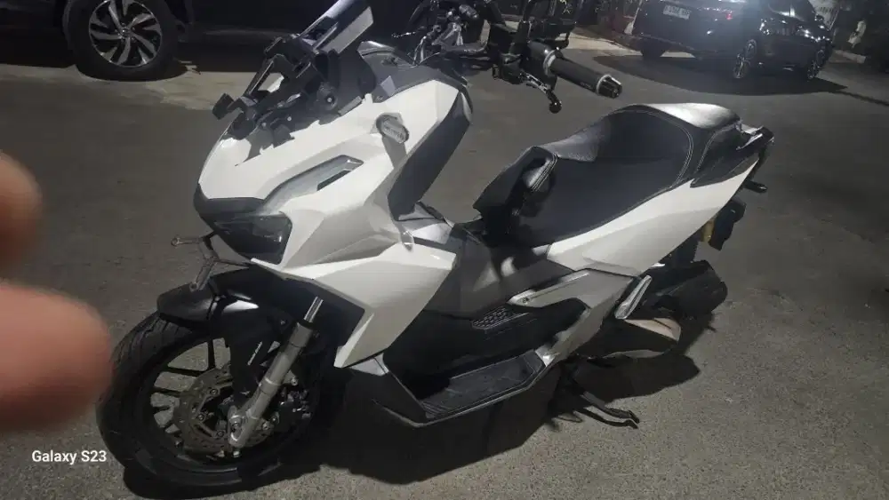 Dijual Motor Honda ADV