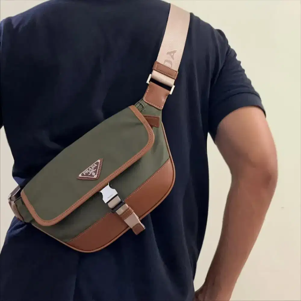 Slingbag prada second