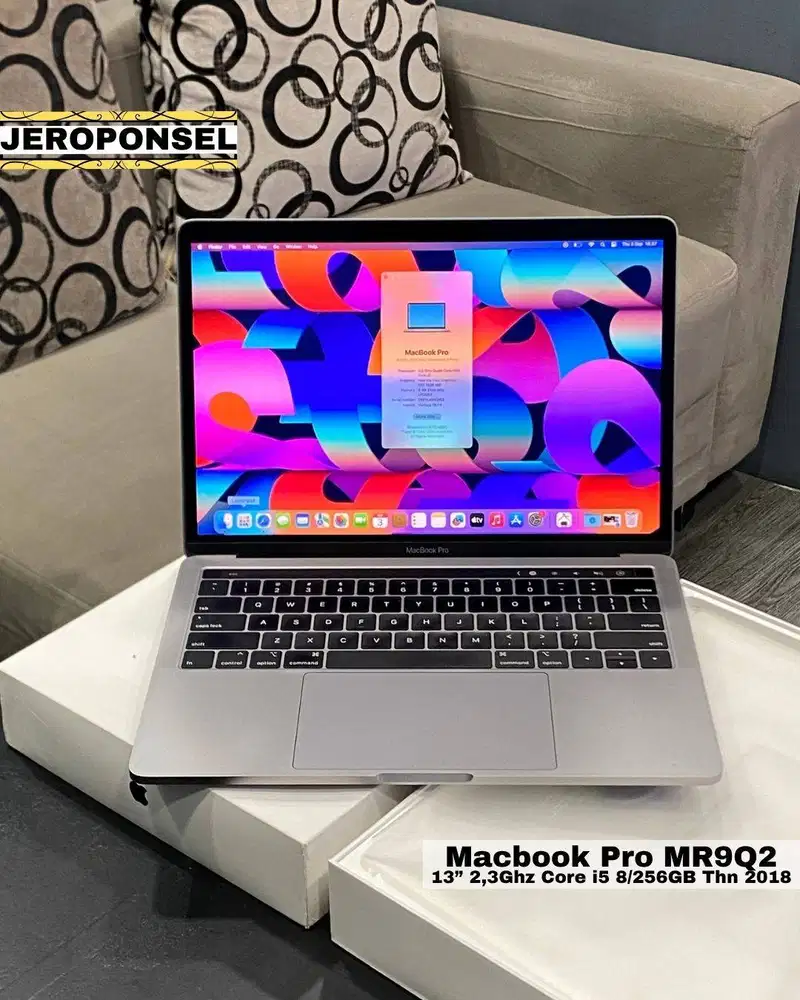 MACBOOK PRO 2018 256GB SPACE GRAY LIKE A NEW FULL SET ORIGINAL