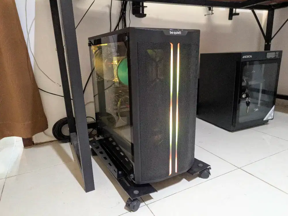 PC GAMING + STREAMING