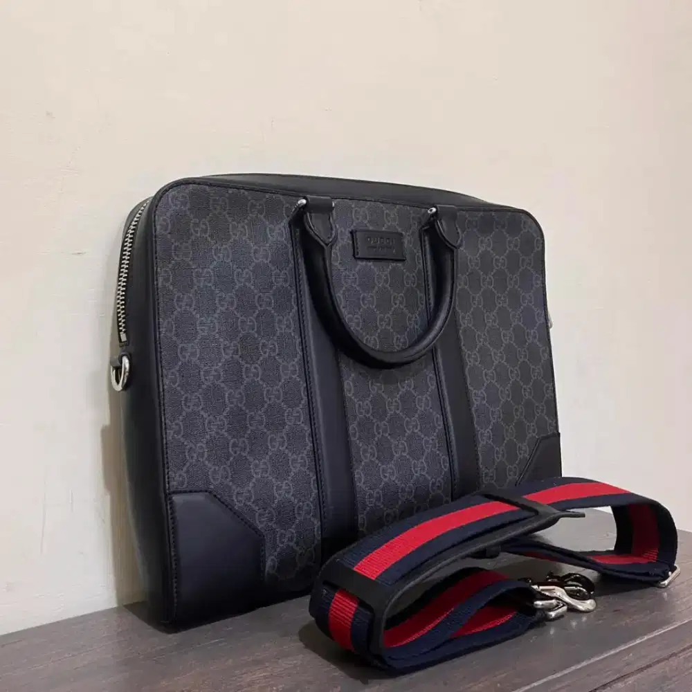 Tas kantor Gucci