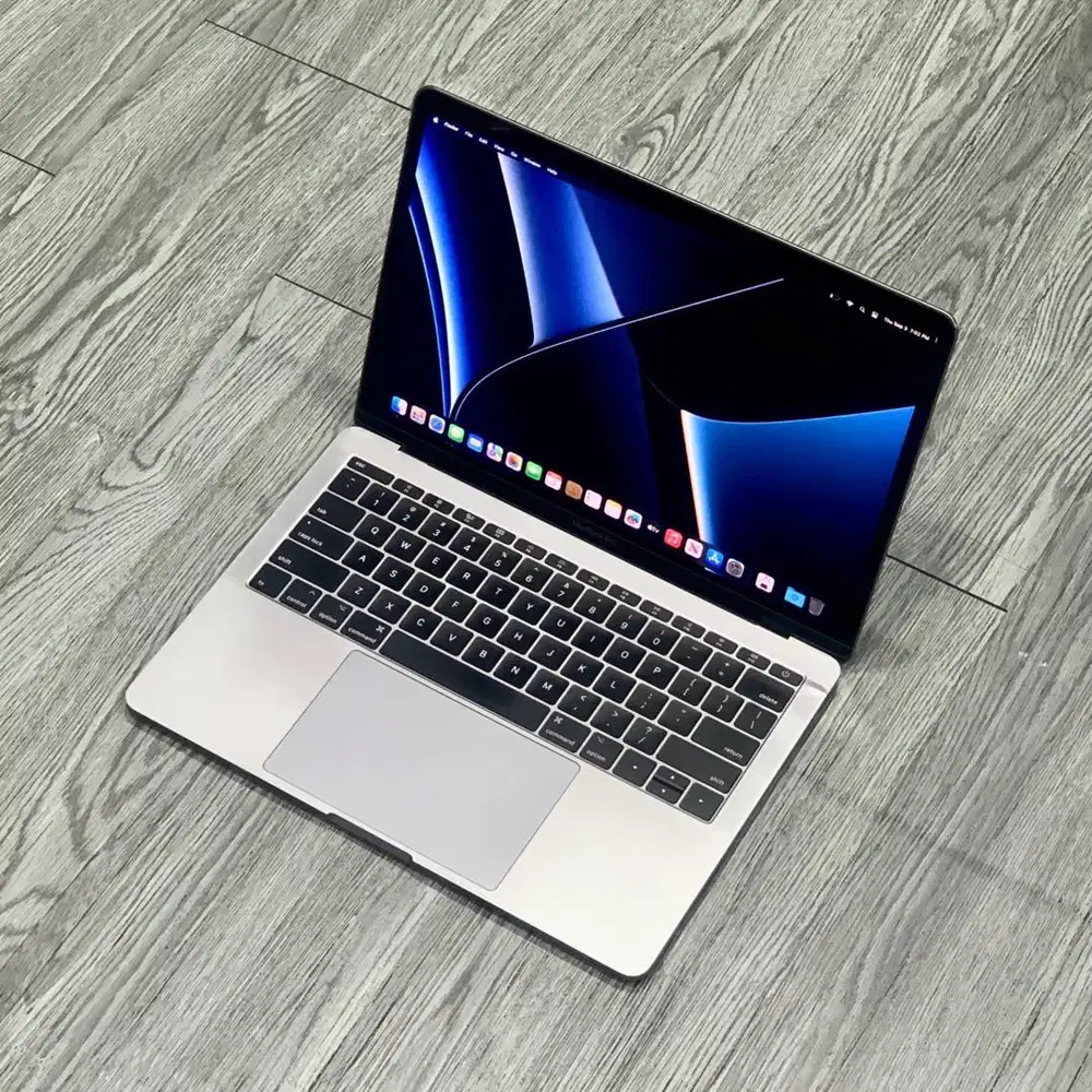 MACBOOK PRO 2017 8GB/256GB GRAY