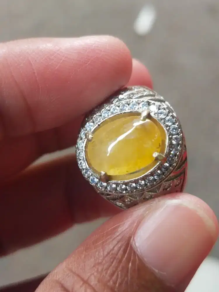 Cincin yakut kuning/yellow safir