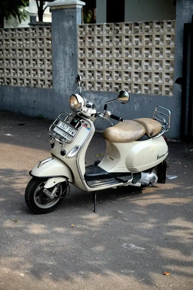 VESPA LXV 150 3VIE 2014