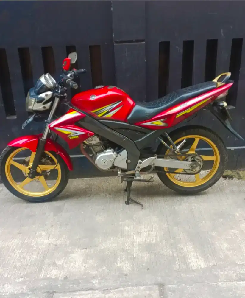 Yamaha Vixion New NVL kesayangan Lengkap siap pakai