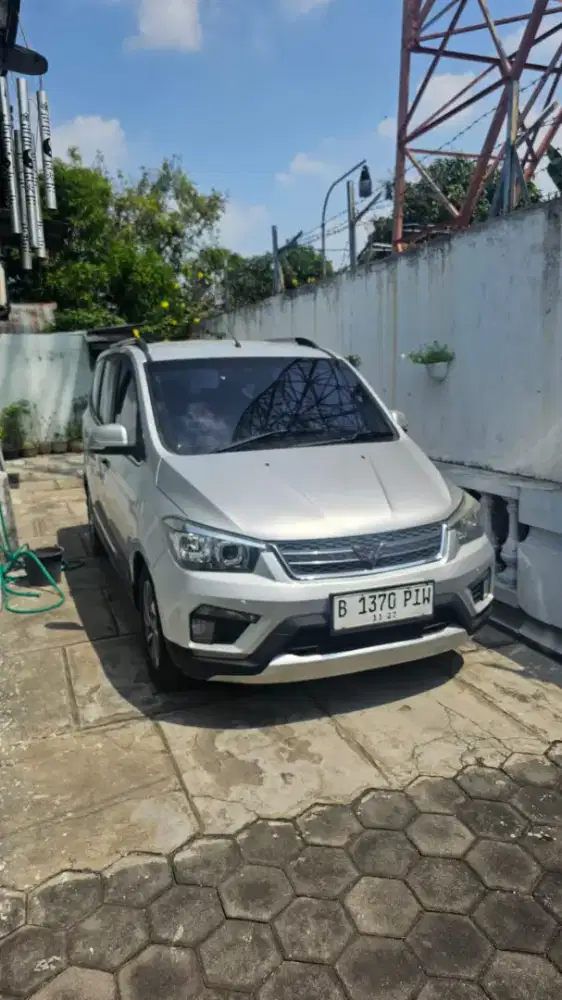 Wuling Confero S 1.5 L