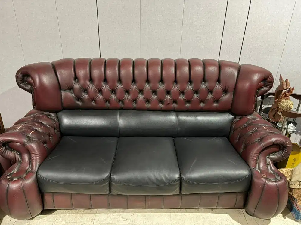 Sofa ruang keluarga