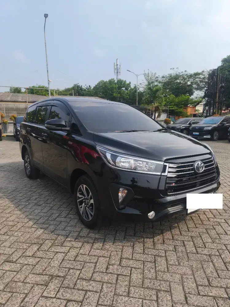 TOYOTA KIJANG INNOVA 2.4 G DIESEL 4X2 A/T
2026 ( like new)