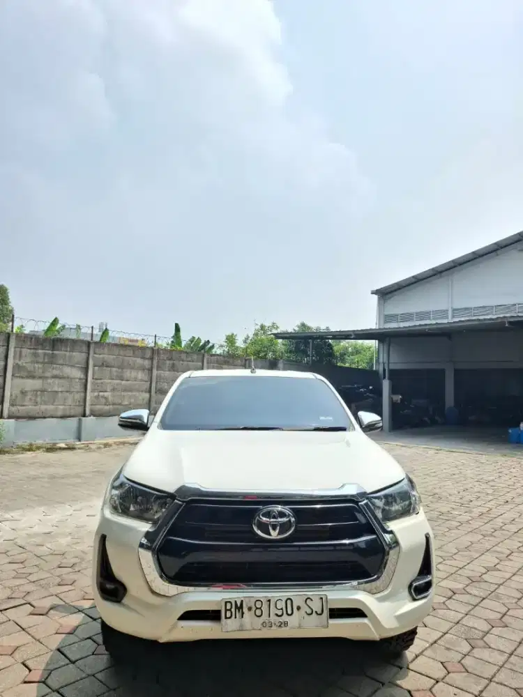 Hilux DC 2023 G manual. Km 60rb antik