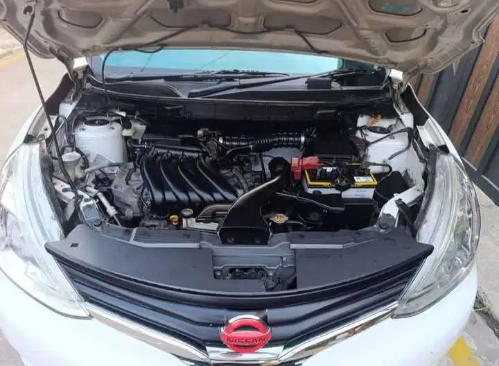 Nissan Grand livina 2015 Bensin
