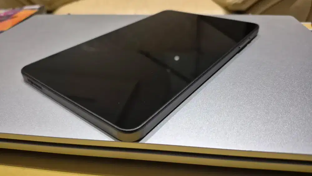 Dijual ADVAN Tab V8 8GB RAM / 128GB ROM Tablet 4G LTE WIFI 8 8.4 inch