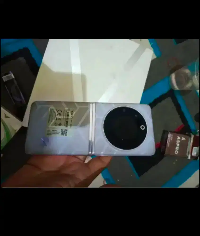 Techno phantom v flip 5g 8 256
Sing