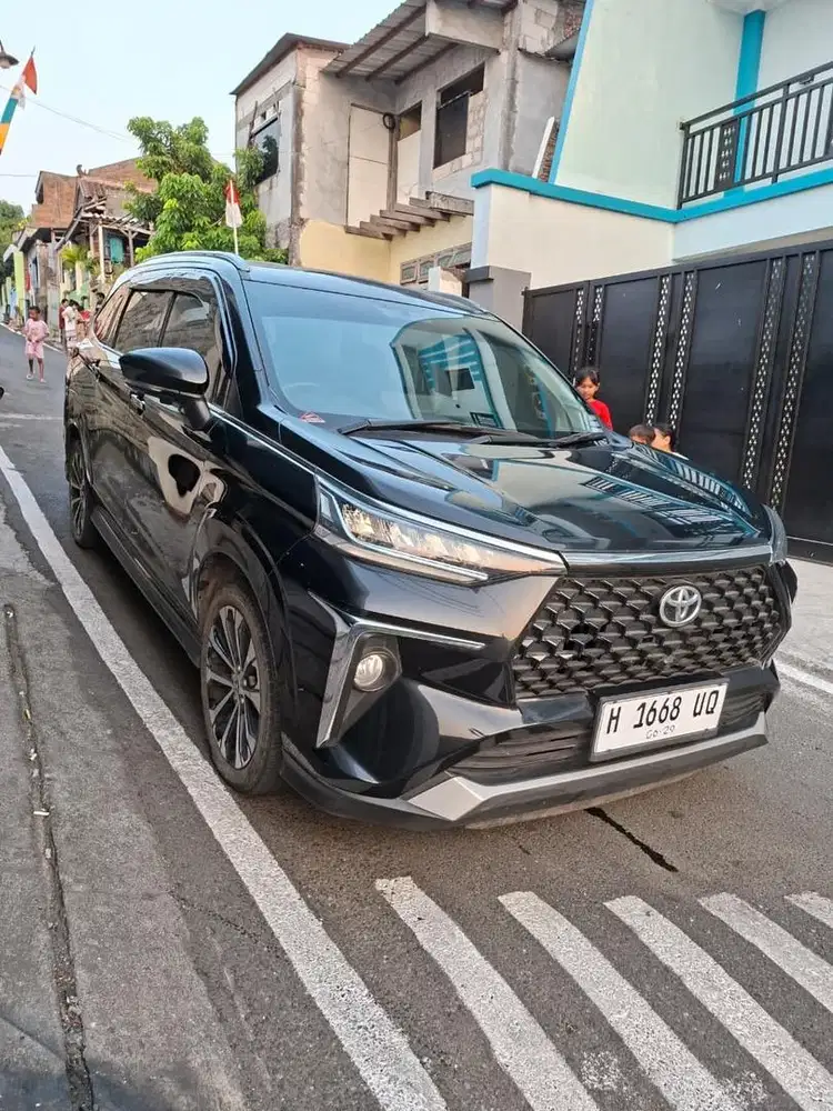 AVANZA VELOZ Q CVT METIC 2024