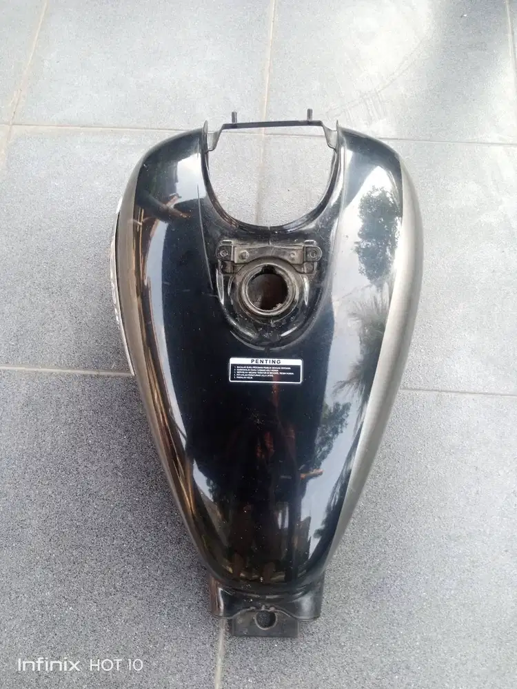 Tangki honda phantom