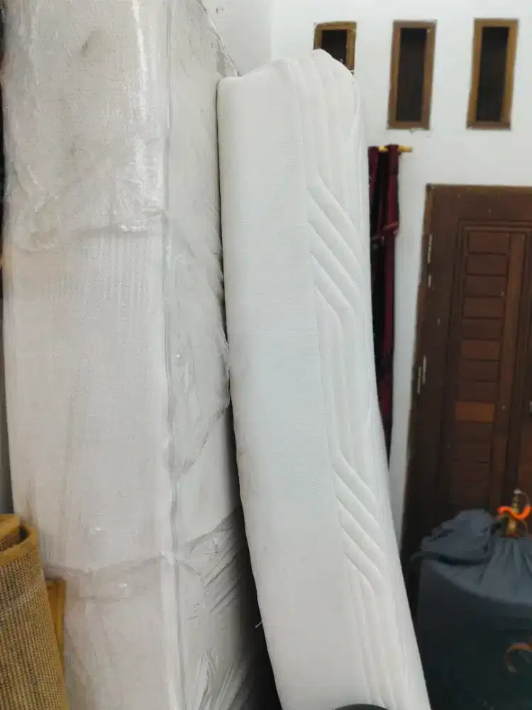 Kasur Latex merk tempur (ori Denmark) uk 4 kaki