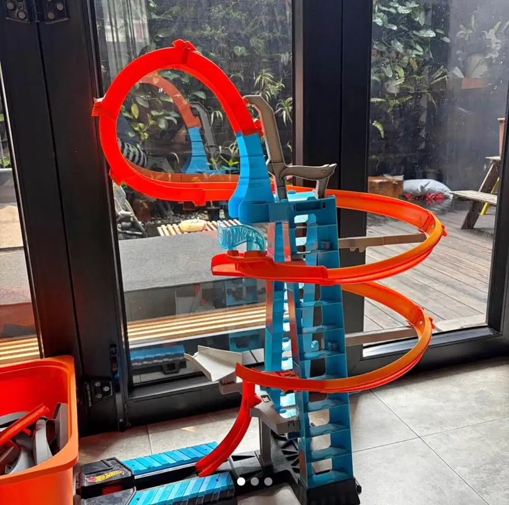 Track skycrush tower hot wheel