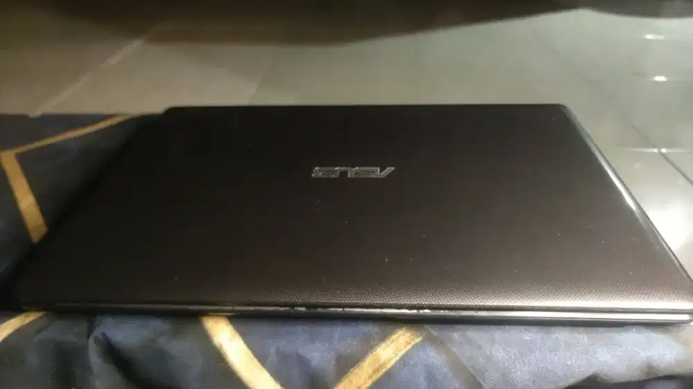 Asus core i3 Ram 8GB minus