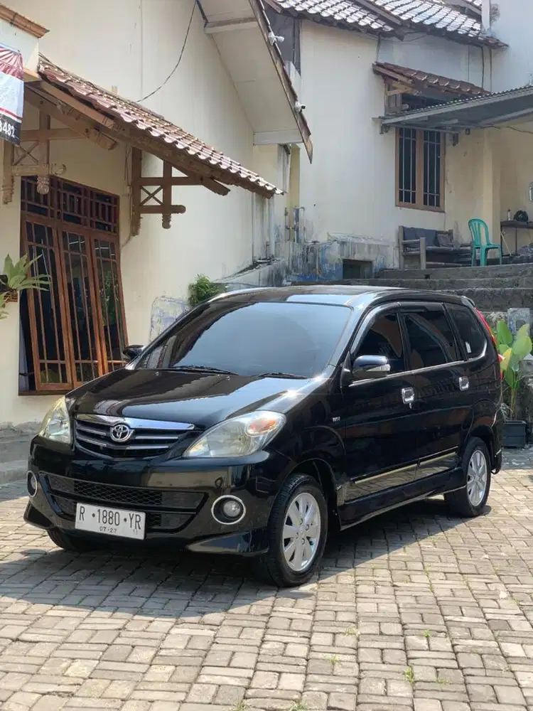 Toyota Avanza S 2011 1.5 manual low kilometer G E kredit murah xenia