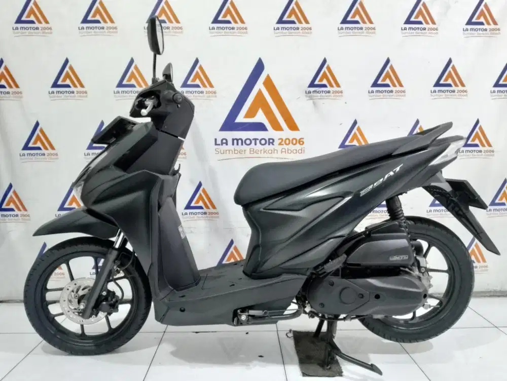 DP MULAI 900RB BEAT DELUXE SMARTKEY 2024 SPAYLATER KREDIVO CC 0%