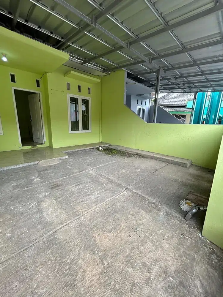 DISEWAKAN RUMAH HAJIMENA