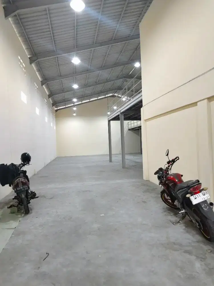 DI SEWA GUDANG CIPONDOH KAVLING DPR CIPONDOH