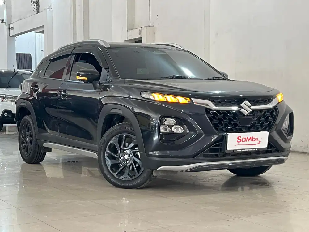 SUZUKI FRONX SGX AT 2025 KM 4RB PERAK RASA BARU