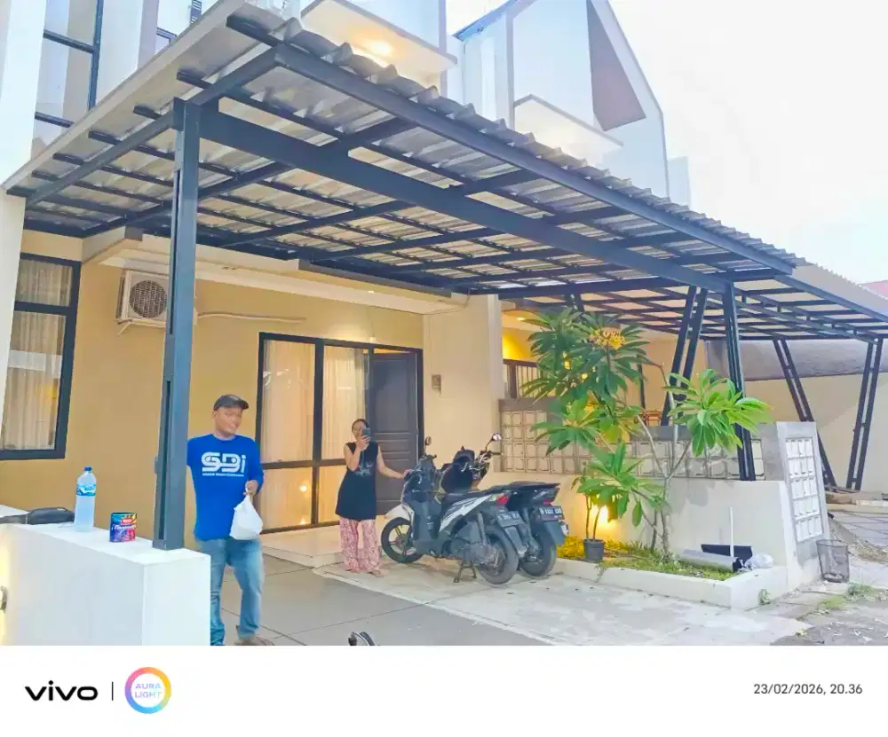 Kanopi baja ringan dan garasi