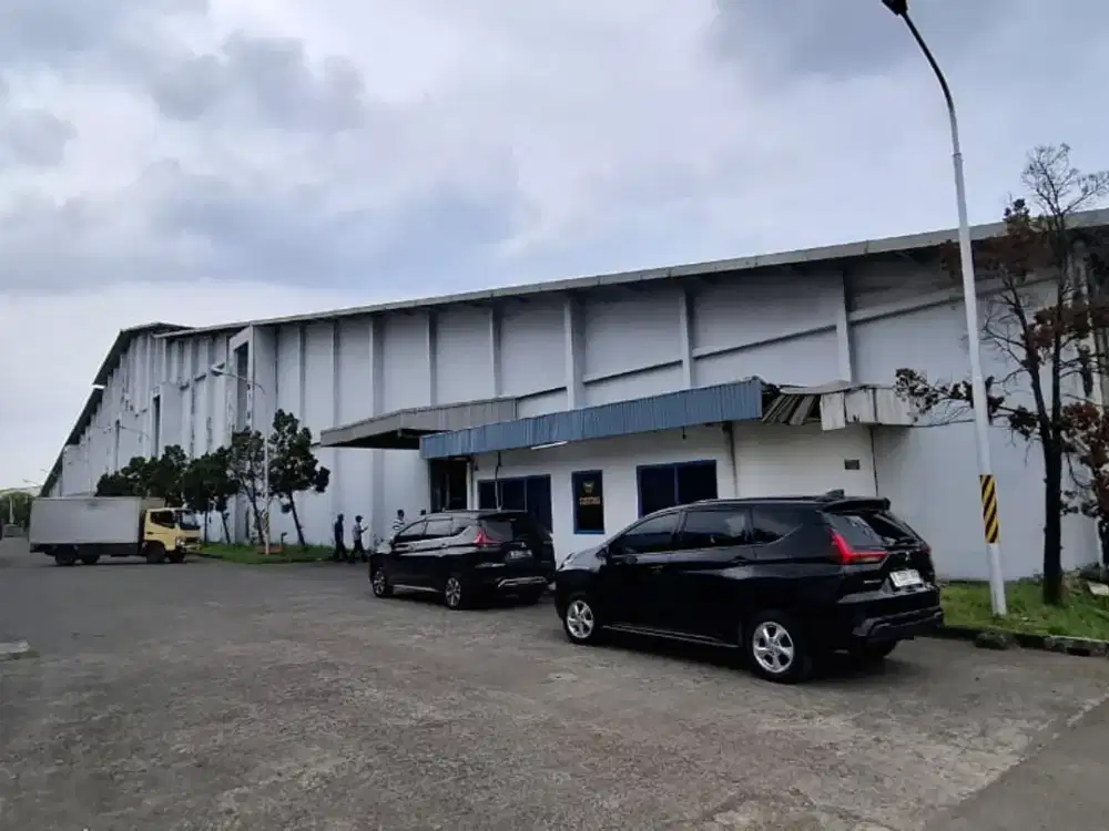 DISEWAKAN / DIJUAL GUDANG SIAP PAKAI DI KAWASAN MM2100 CIKARANG