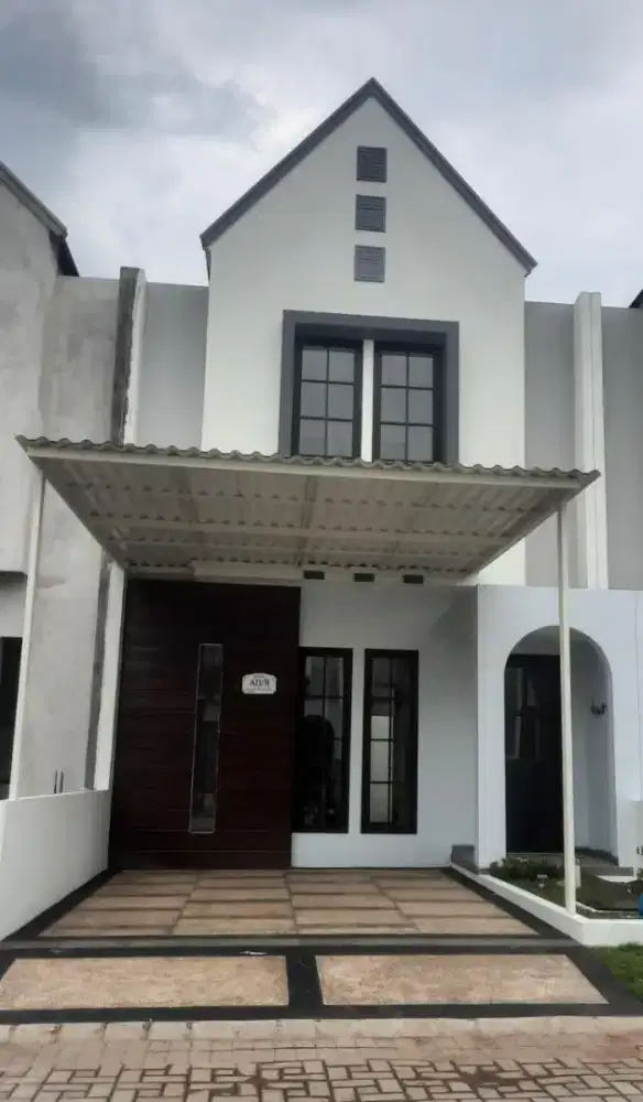 Dijual Rumah Siap Huni 2 Lt. 945jt Nego
